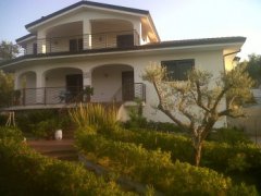 For sale Villa on 3 levels with garden, Castel Campagnano (CE) - 2