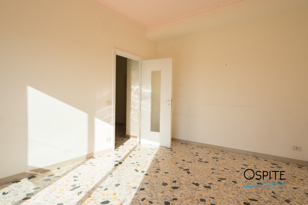 Appartamento NAPOLI vendita  Napoli  Ospite Immobiliare