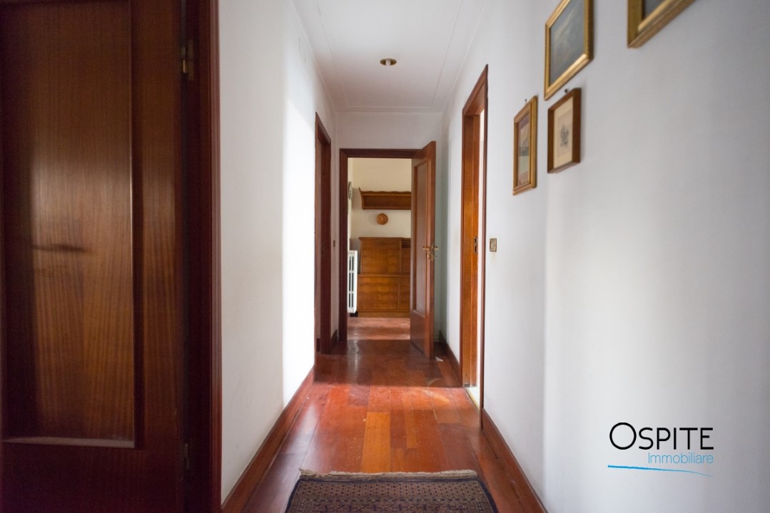 Appartamento NAPOLI vendita  Napoli  Ospite Immobiliare