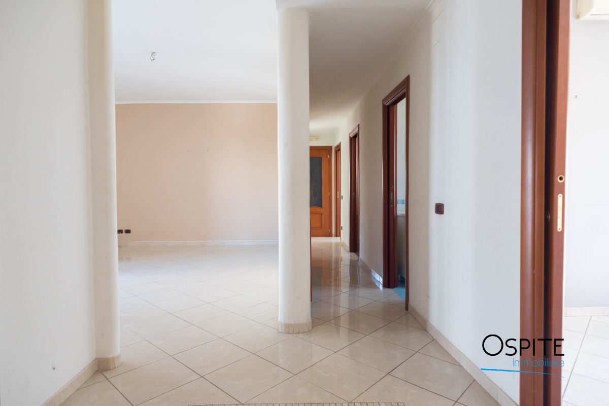 Appartamento NAPOLI vendita  Soccavo  Ospite Immobiliare